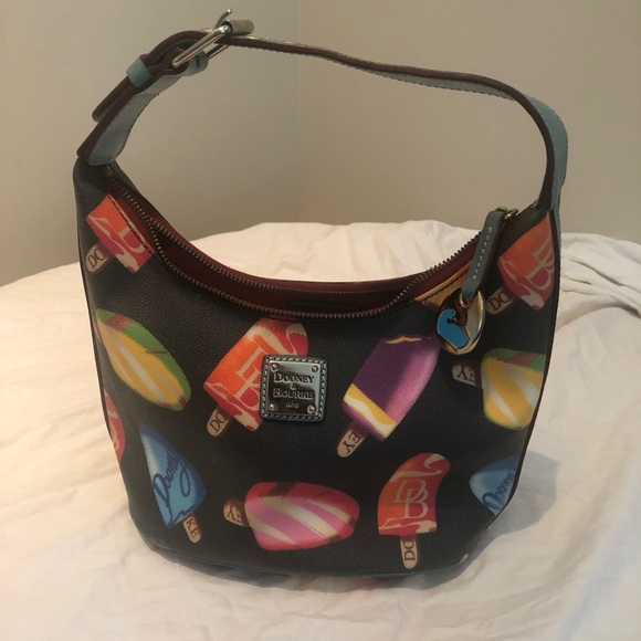 Dooney & Bourke Handbags - EUC Dooney and Bourke popsicle purse